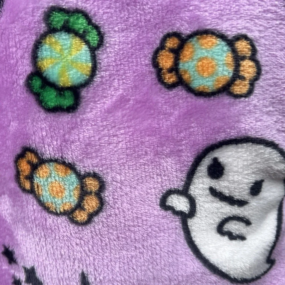 Hello Kitty Halloween Silk Touch Purple Throw Blanket Witchy Kitty 50 x 70 🎃